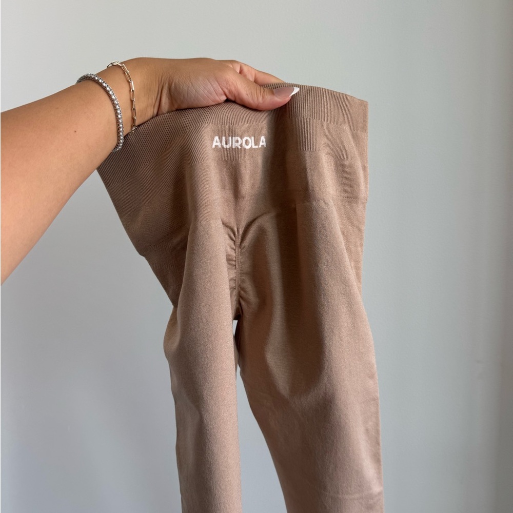Aurola Tan Leggings